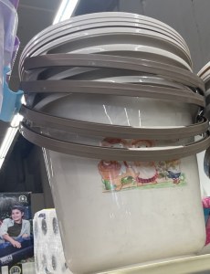 Seau Avec Couvercle Pour Les Bébé